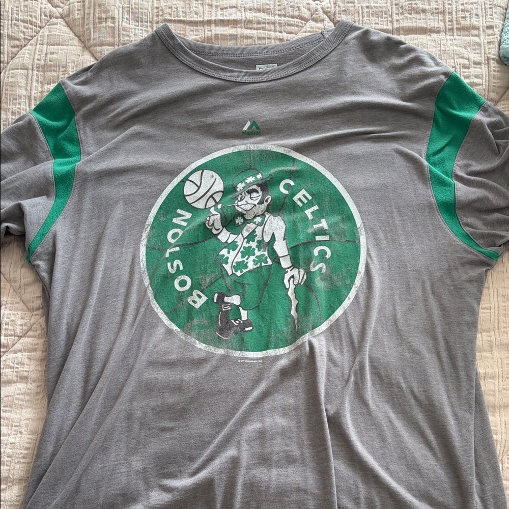 Majestic Celtics Gray and Green Tee